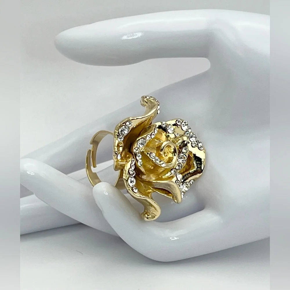 ROSE STATEMENT RING - Picture 8 of 10